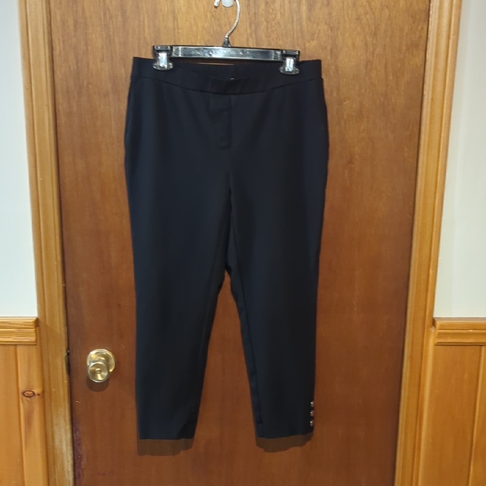 🖤 Northern Reflection Black Dress Pants – Size M Petite | Think Climate - Picture 2 of 16